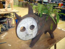 造形会社の日本美術工芸の岡本太郎作品の犬