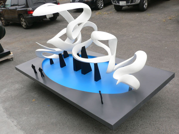 立体造形会社の日本美術工芸の補修「海の門」